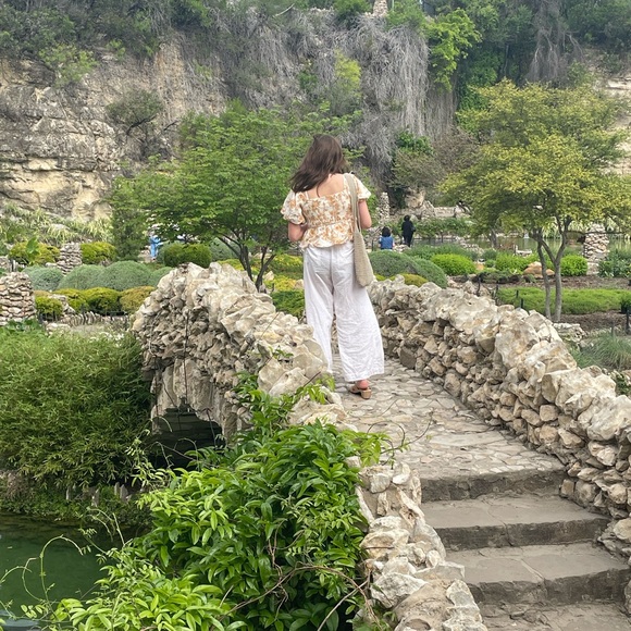 Meet your Posher, Lilly - Picture 1 of 1